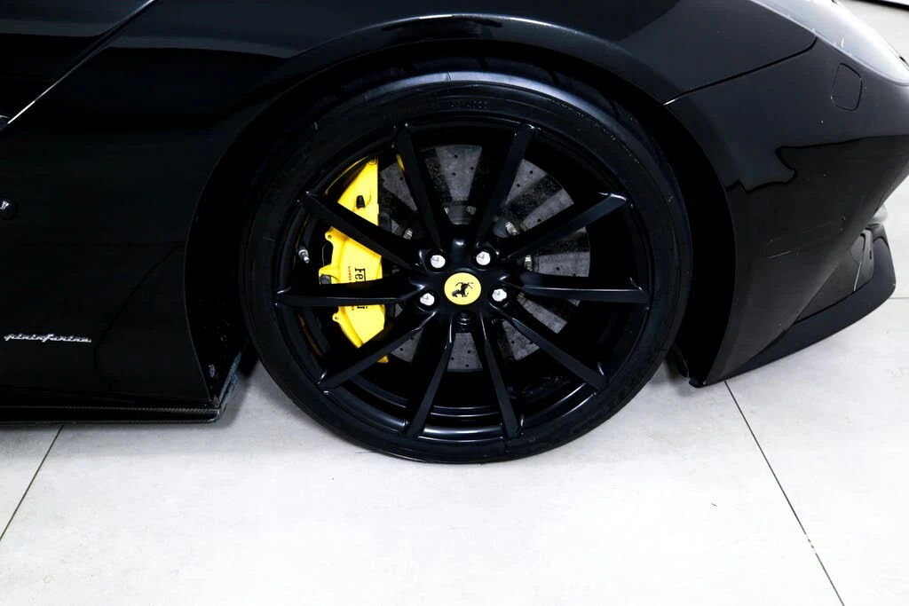 2017 Ferrari F12berlinetta - Image 26 of 31