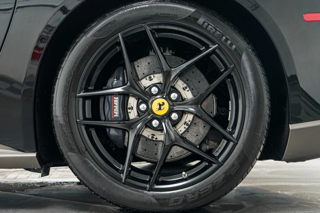 2017 Ferrari F12berlinetta - Image 11 of 12