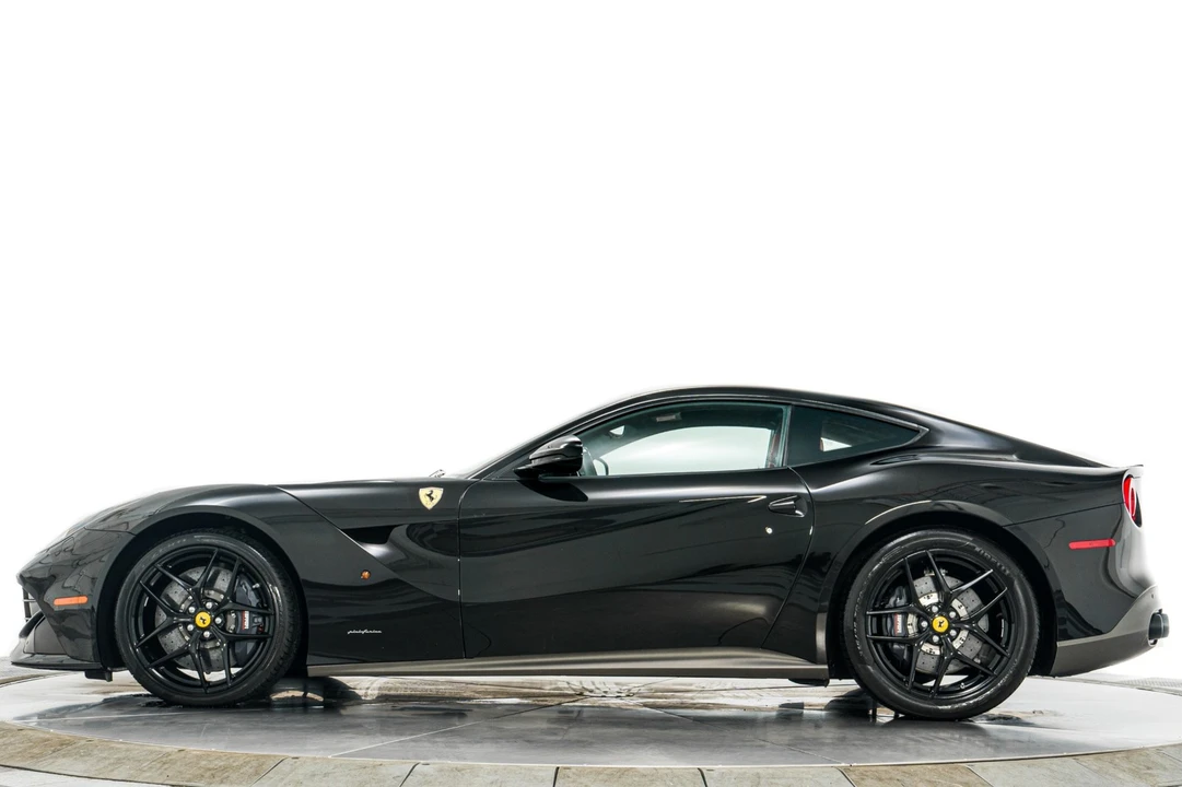 2017 Ferrari F12berlinetta - Image 6 of 12