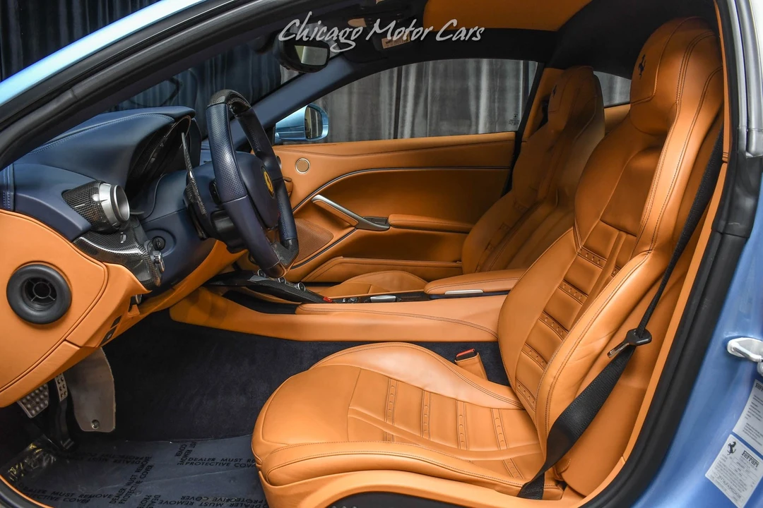 2017 Ferrari California - Image 13 of 31