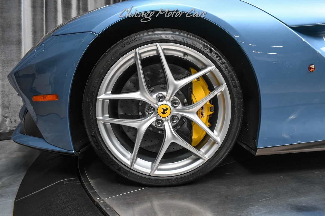 2017 Ferrari California - Image 14 of 31