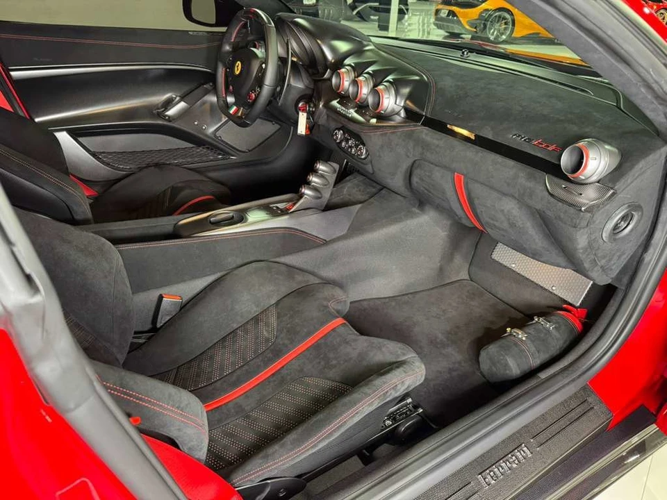 2017 Ferrari F12berlinetta - Image 12 of 21