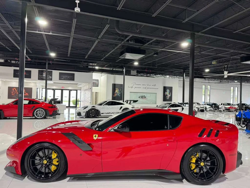 2017 Ferrari F12berlinetta - Image 4 of 31