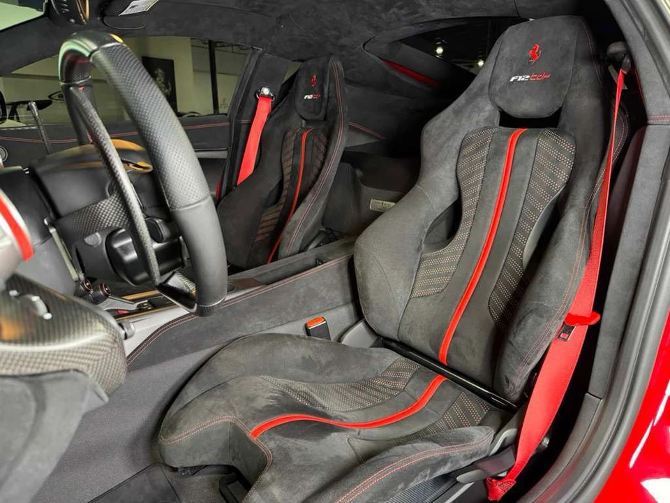 2017 Ferrari F12berlinetta - Image 10 of 21