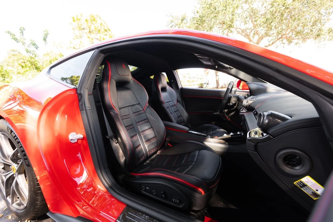 2017 Ferrari F12berlinetta - Image 6 of 12