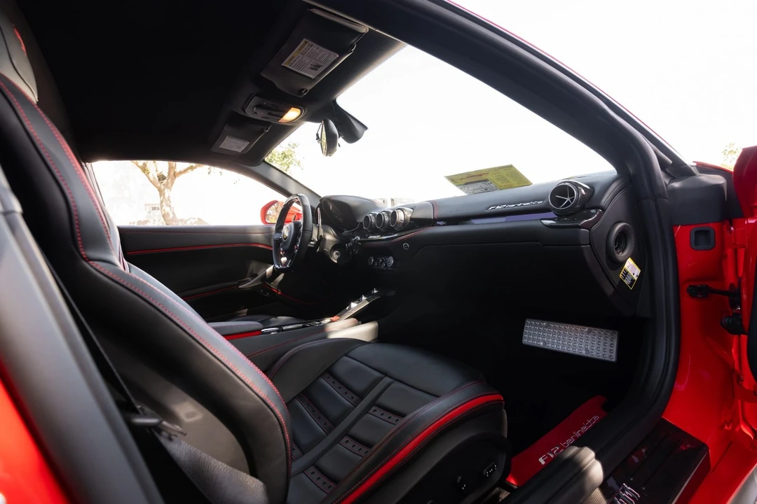 2017 Ferrari F12berlinetta - Image 7 of 12
