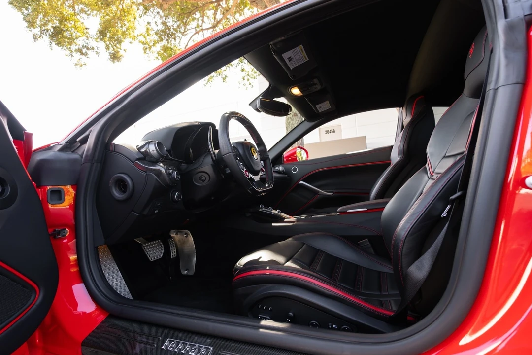 2017 Ferrari F12berlinetta - Image 5 of 12