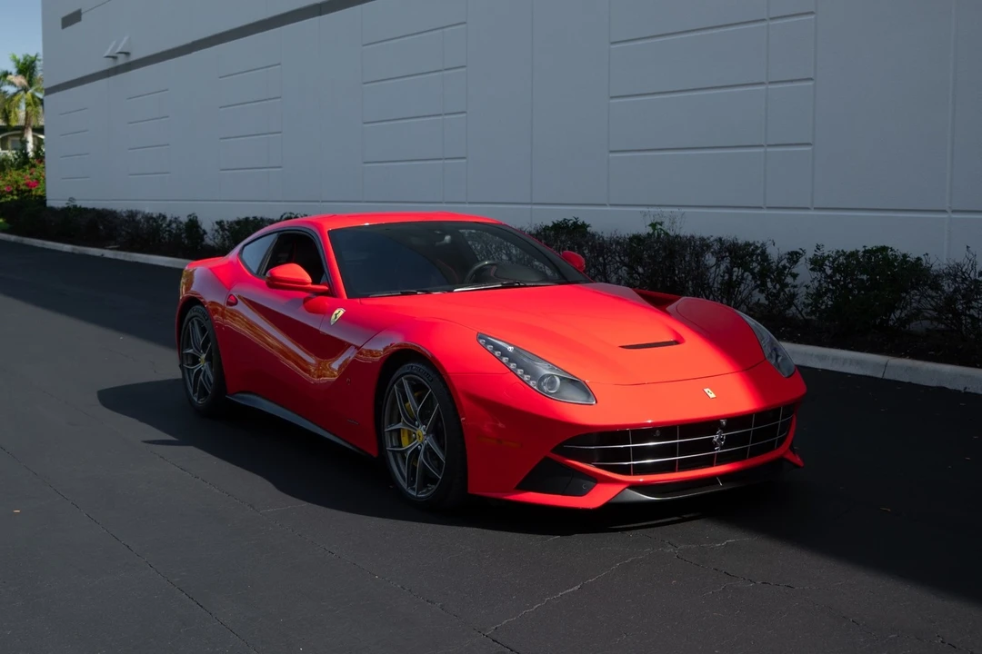 2017 Ferrari F12berlinetta - Image 9 of 12
