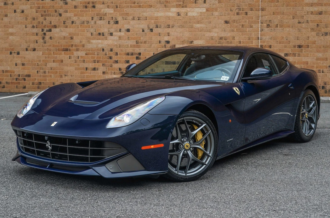 2017 Ferrari F12berlinetta - Image 7 of 31