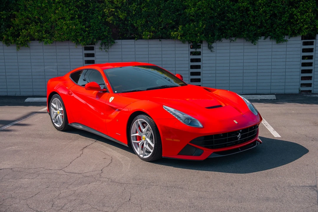2017 Ferrari F12berlinetta - Image 9 of 21