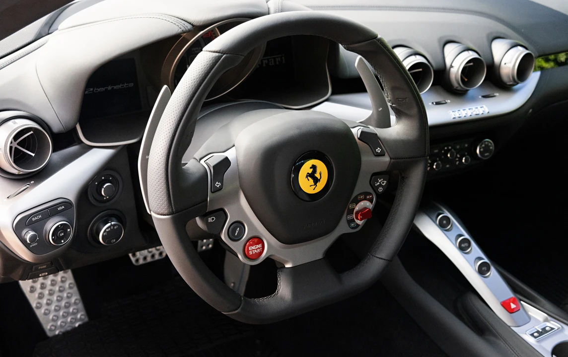 2017 Ferrari F12berlinetta - Image 26 of 31