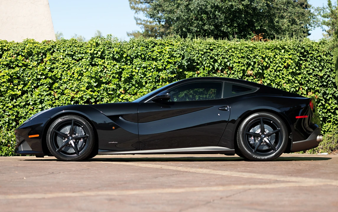 2017 Ferrari F12berlinetta - Image 2 of 31