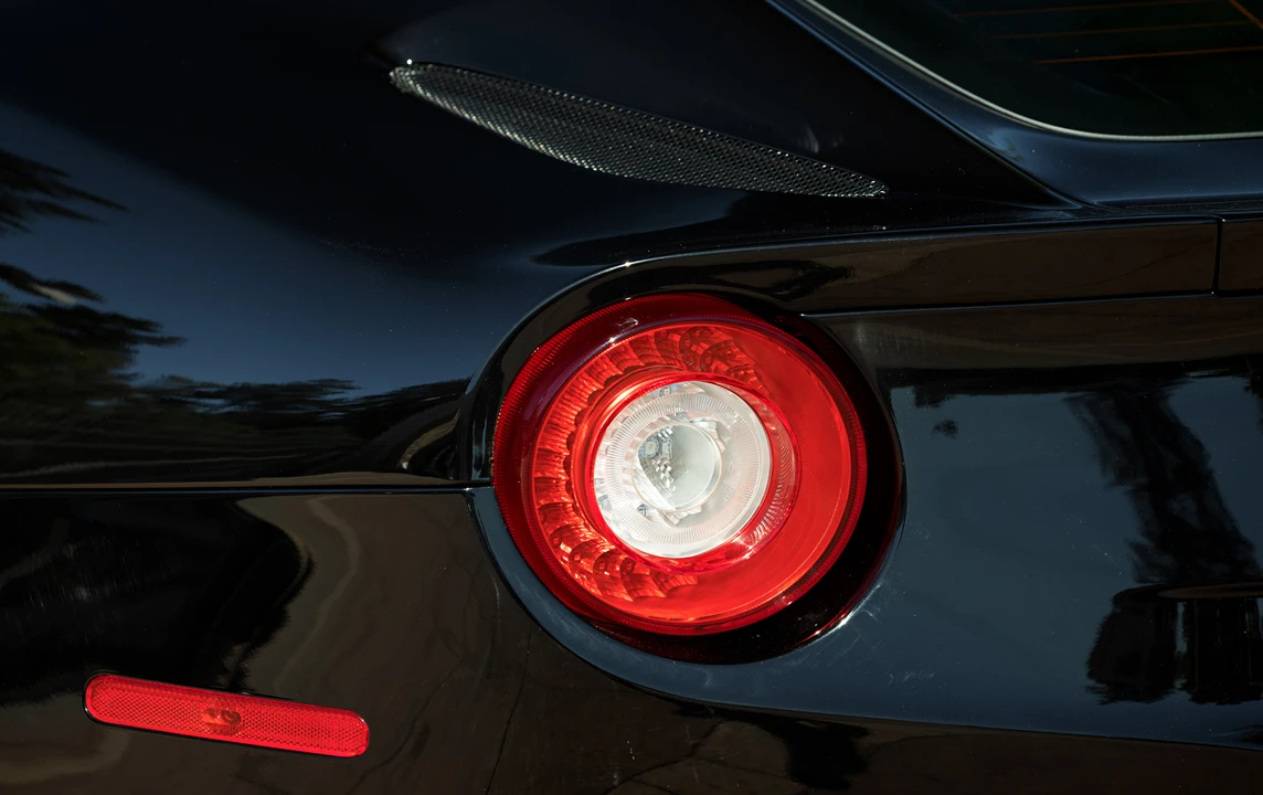 2017 Ferrari F12berlinetta - Image 21 of 31