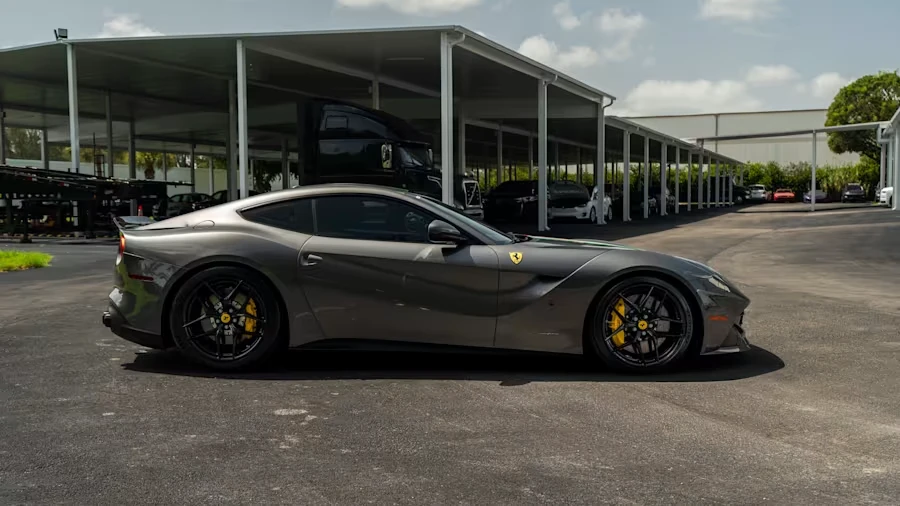 2017 Ferrari F12berlinetta - Image 7 of 26