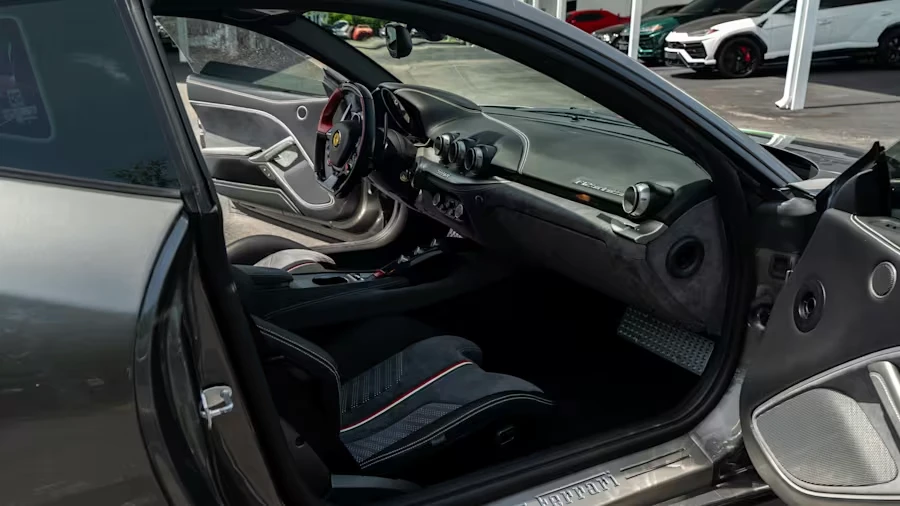 2017 Ferrari F12berlinetta - Image 11 of 26