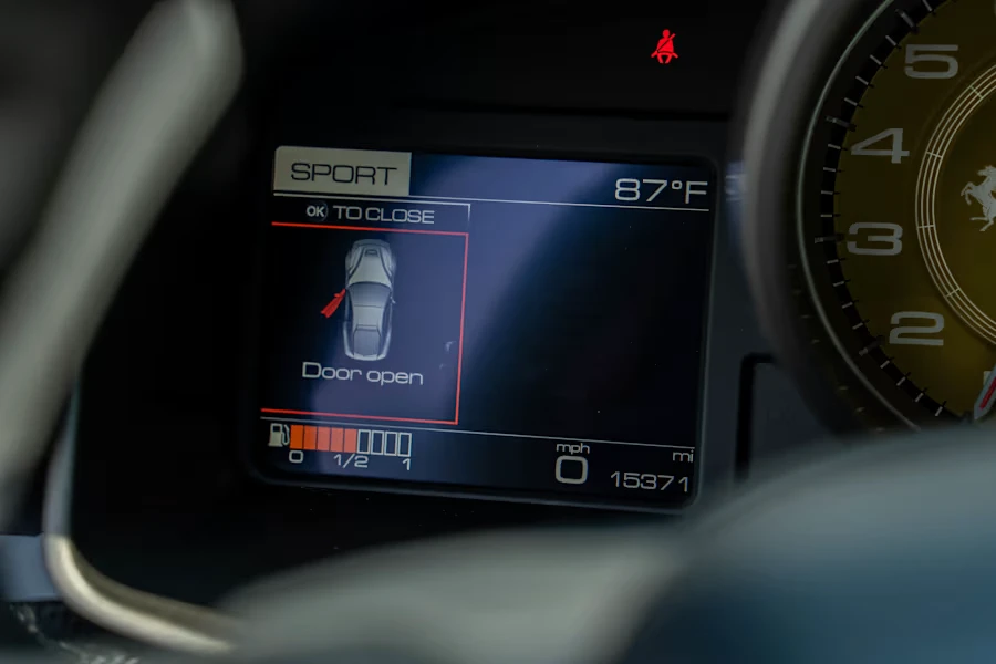 2017 Ferrari F12berlinetta - Image 12 of 14