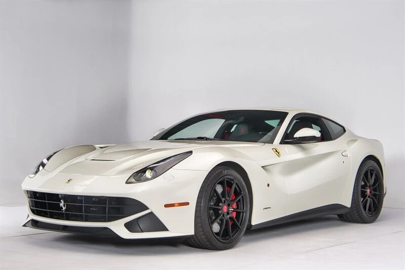 2017 Ferrari F12berlinetta - Image 4 of 31