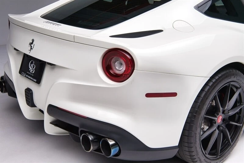 2017 Ferrari F12berlinetta - Image 27 of 31