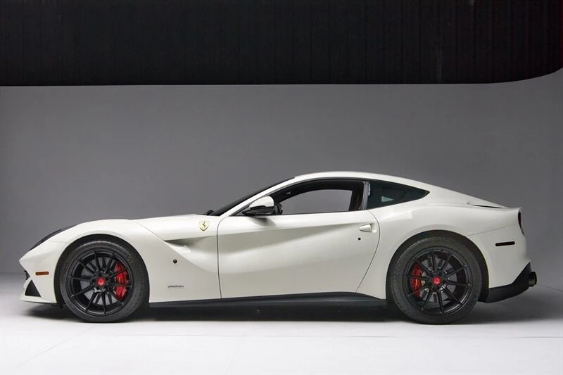 2017 Ferrari F12berlinetta - Image 5 of 31