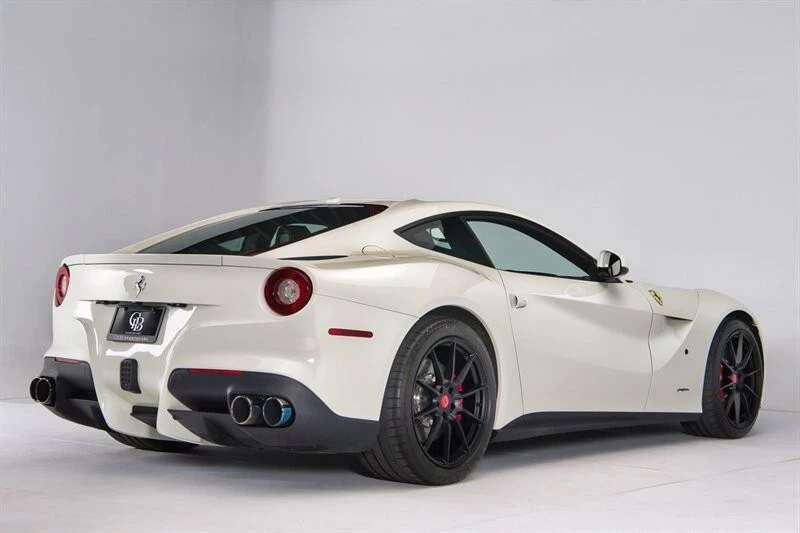 2017 Ferrari F12berlinetta - Image 10 of 31