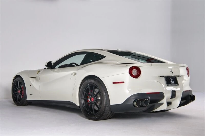 2017 Ferrari F12berlinetta - Image 8 of 31