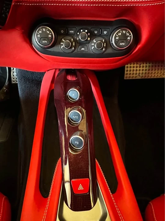 2017 Ferrari F12berlinetta - Image 11 of 16