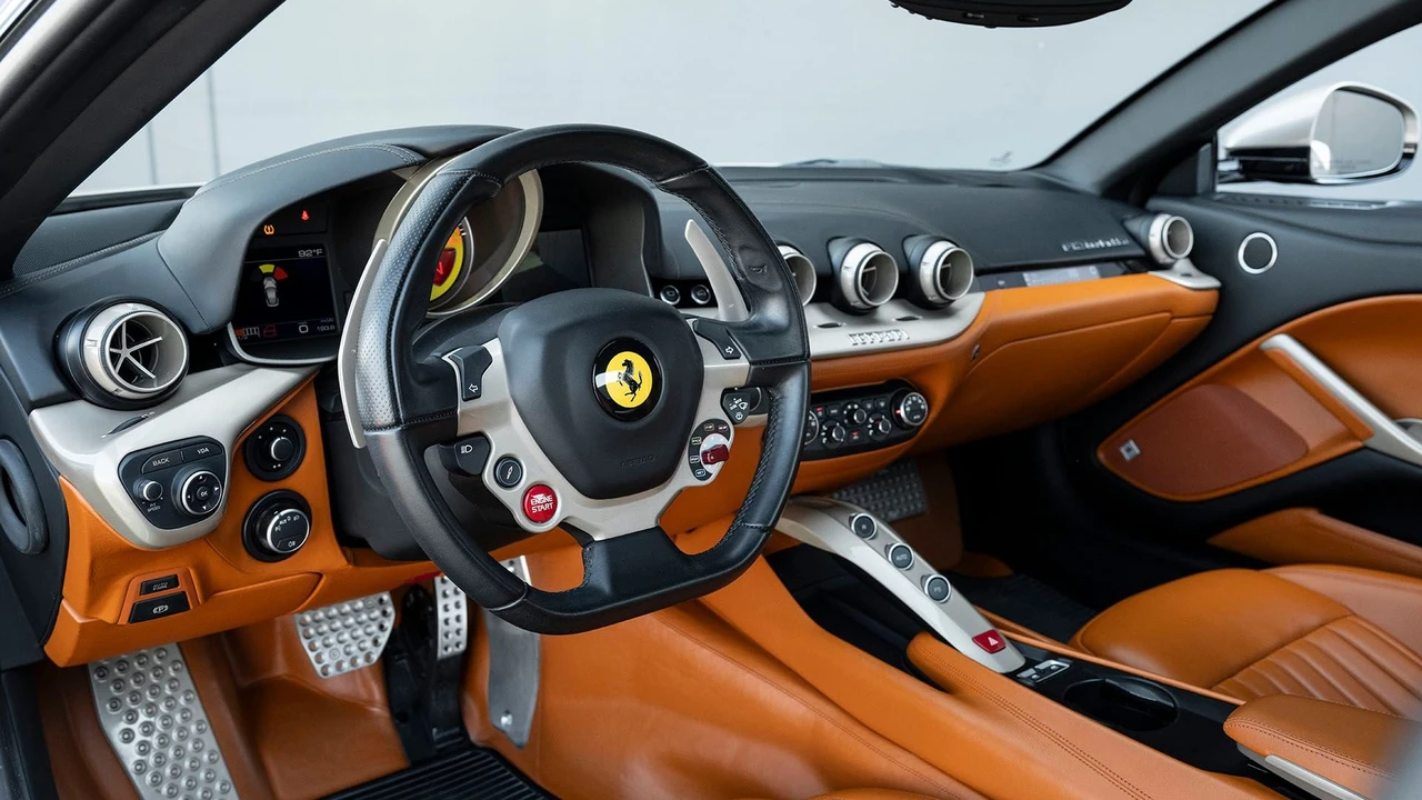 2017 Ferrari F12berlinetta - Image 8 of 31