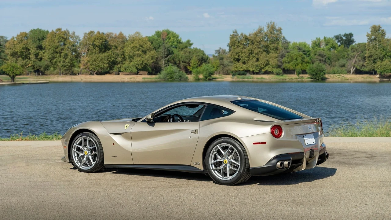 2017 Ferrari F12berlinetta - Image 4 of 31