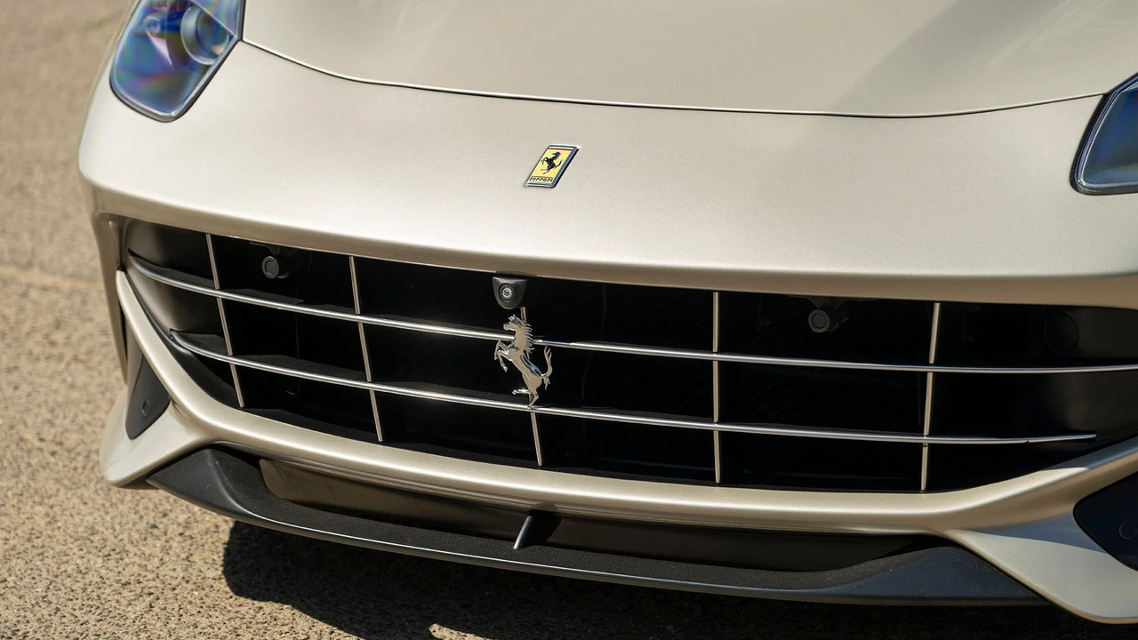 2017 Ferrari F12berlinetta - Image 10 of 31