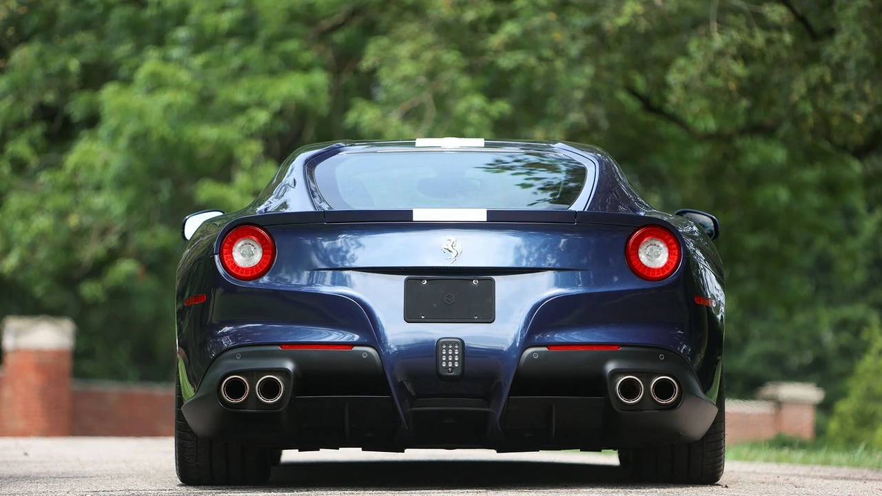 2017 Ferrari F12berlinetta - Image 3 of 31