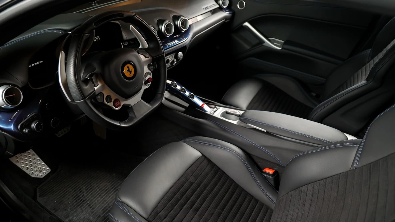 2017 Ferrari F12berlinetta - Image 6 of 31