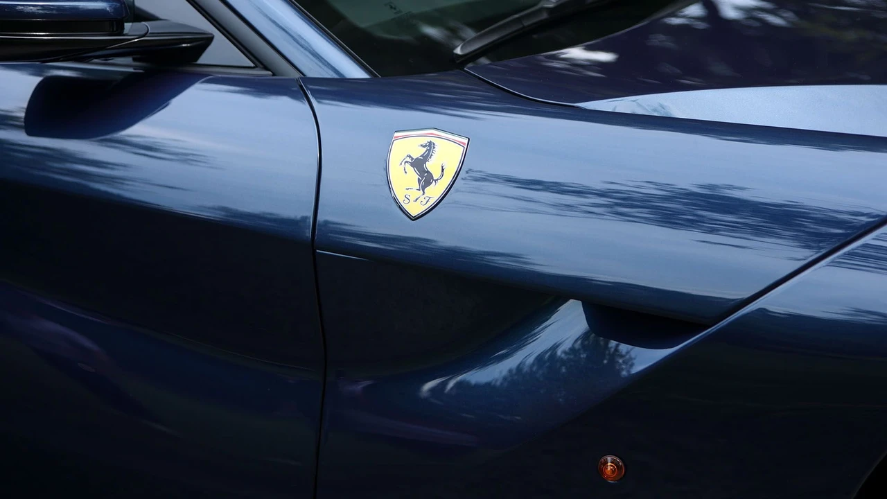 2017 Ferrari F12berlinetta - Image 20 of 31