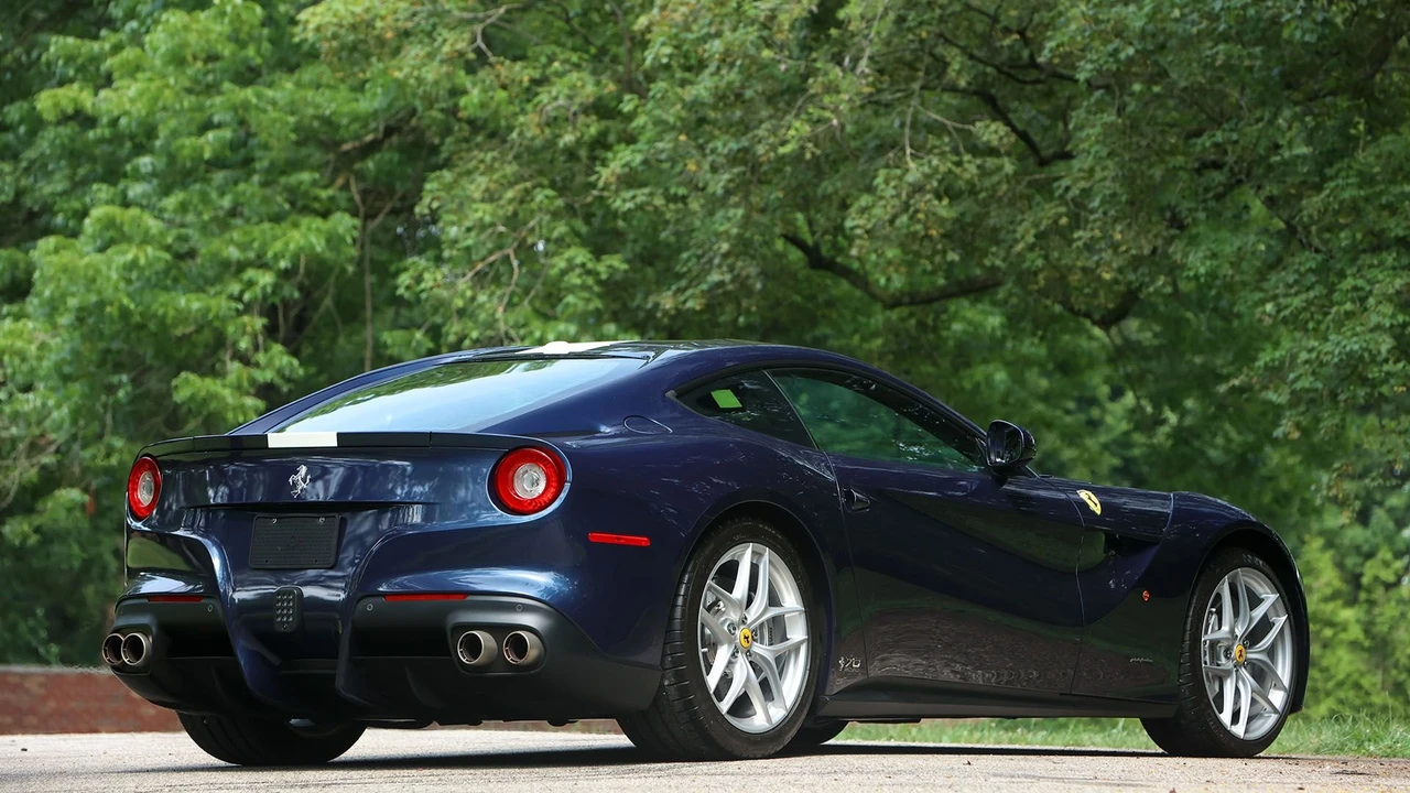 2017 Ferrari F12berlinetta - Image 11 of 31