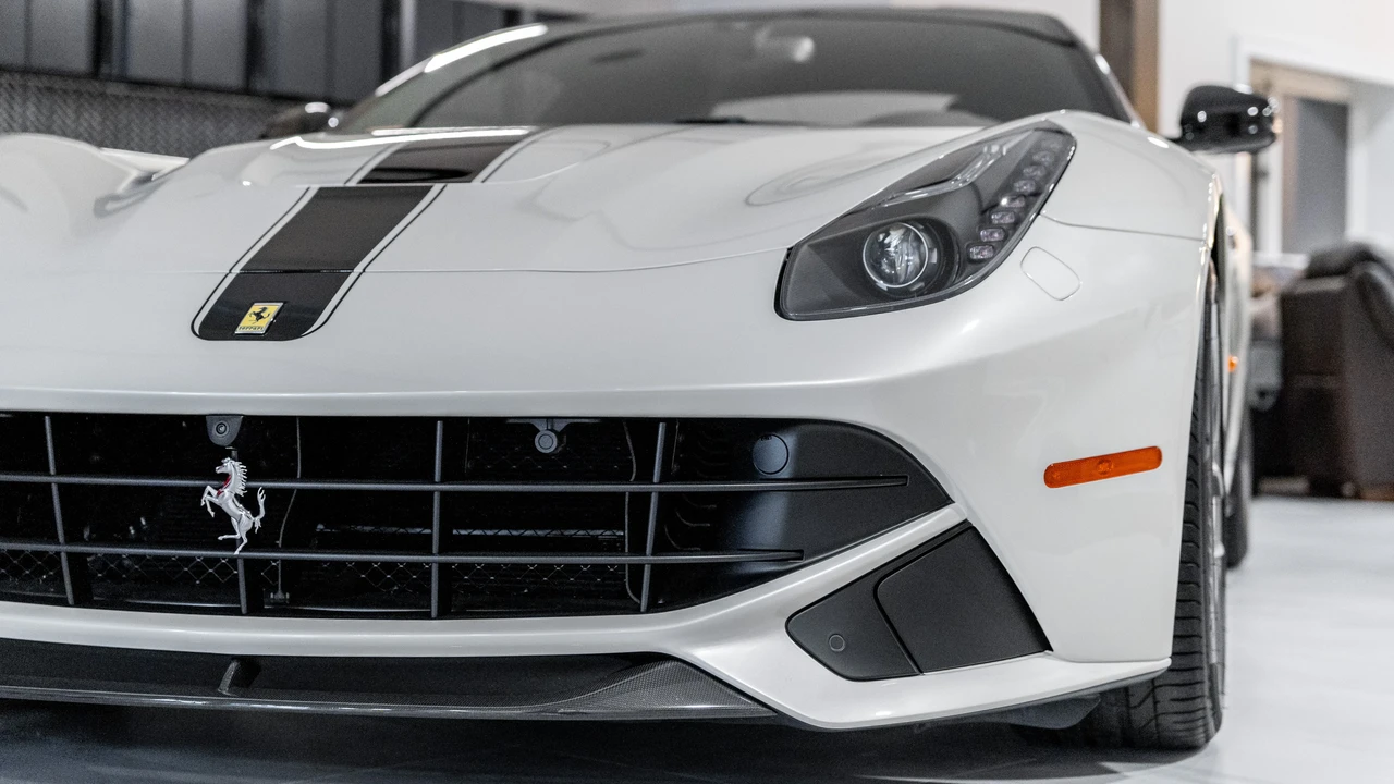 2017 Ferrari F12berlinetta - Image 9 of 31