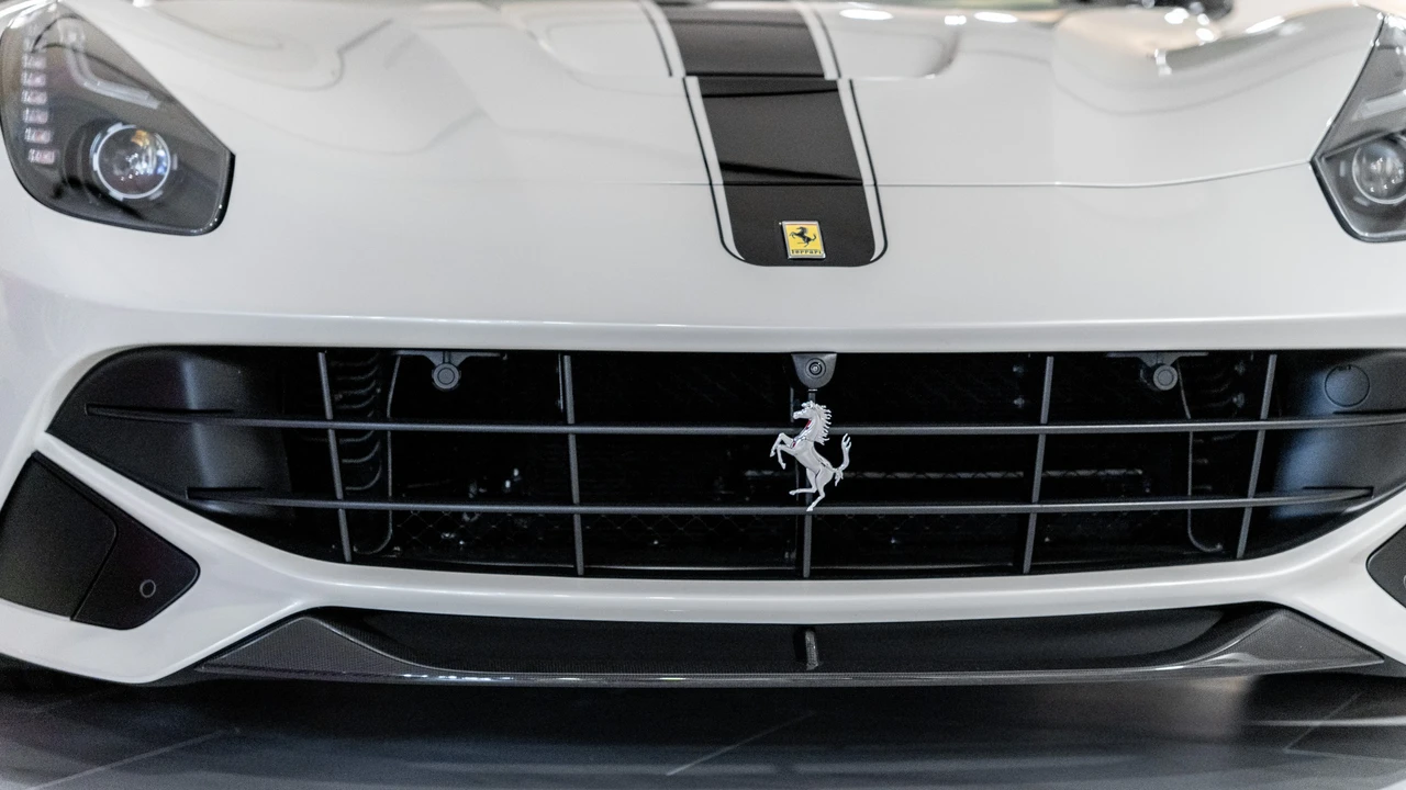2017 Ferrari F12berlinetta - Image 25 of 31