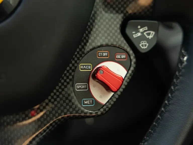 2017 Ferrari F12berlinetta - Image 15 of 31