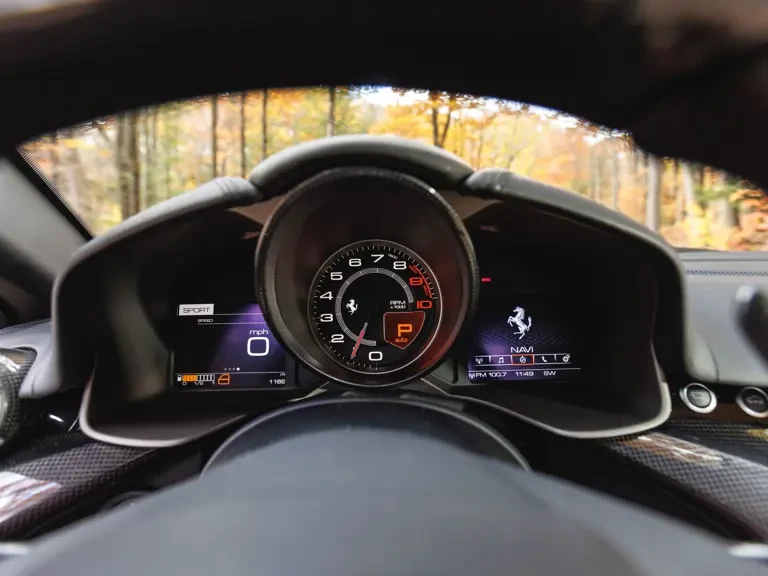 2017 Ferrari F12berlinetta - Image 28 of 31