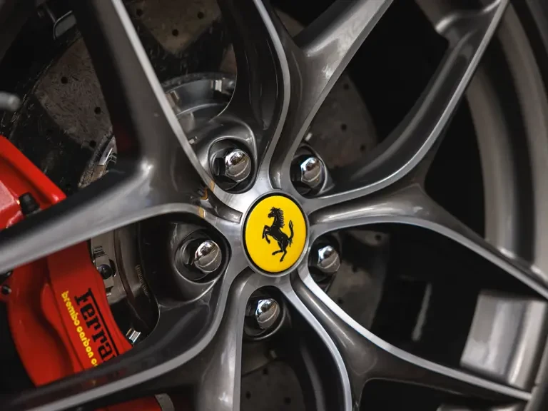 2017 Ferrari F12berlinetta - Image 18 of 31