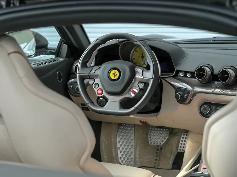 2017 Ferrari F12berlinetta - Image 18 of 31