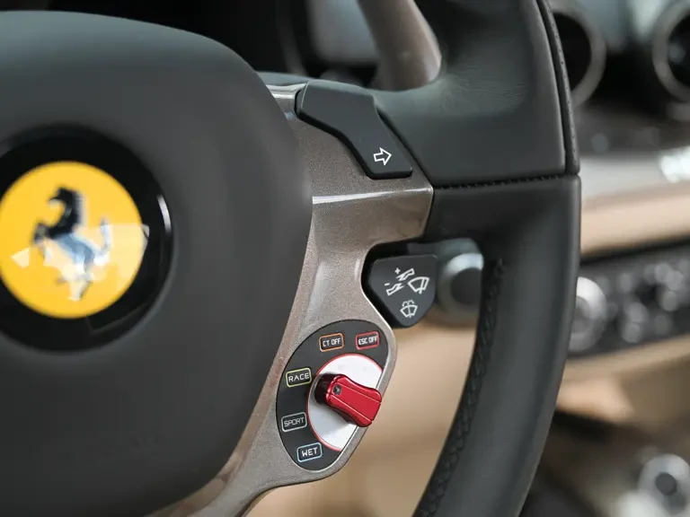 2017 Ferrari F12berlinetta - Image 21 of 31