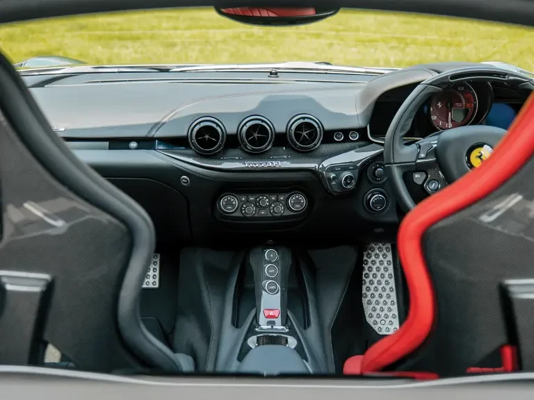 2017 Ferrari F12berlinetta - Image 15 of 31