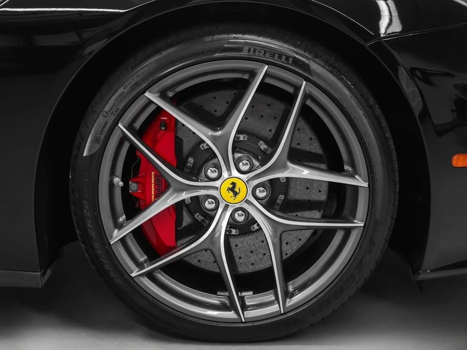 2017 Ferrari F12berlinetta - Image 12 of 31