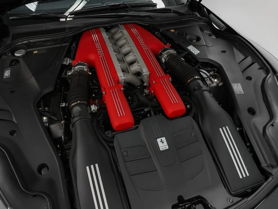 2017 Ferrari F12berlinetta - Image 15 of 31