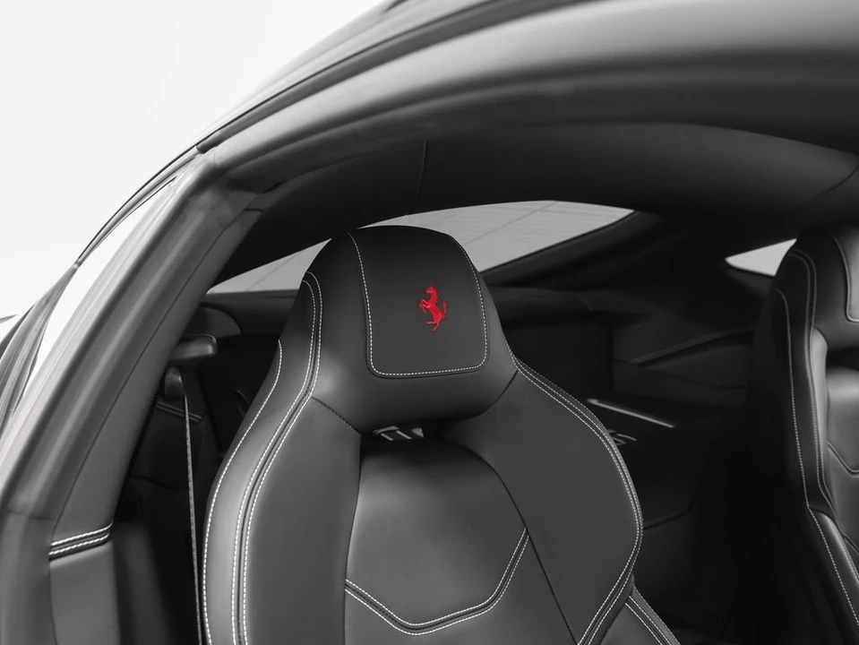 2017 Ferrari F12berlinetta - Image 24 of 31