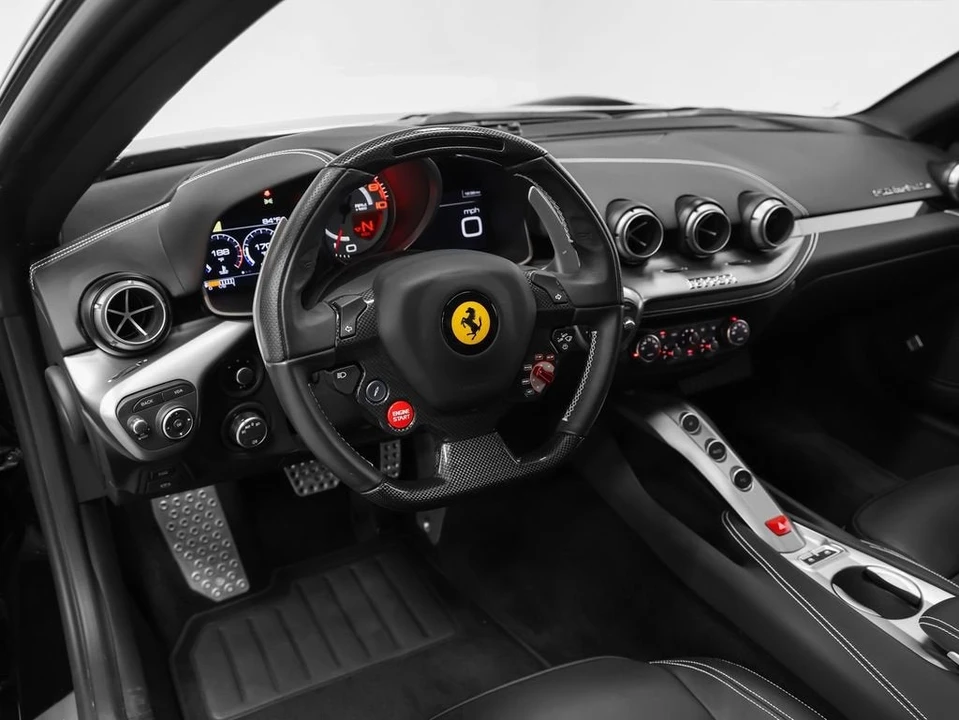 2017 Ferrari F12berlinetta - Image 2 of 31