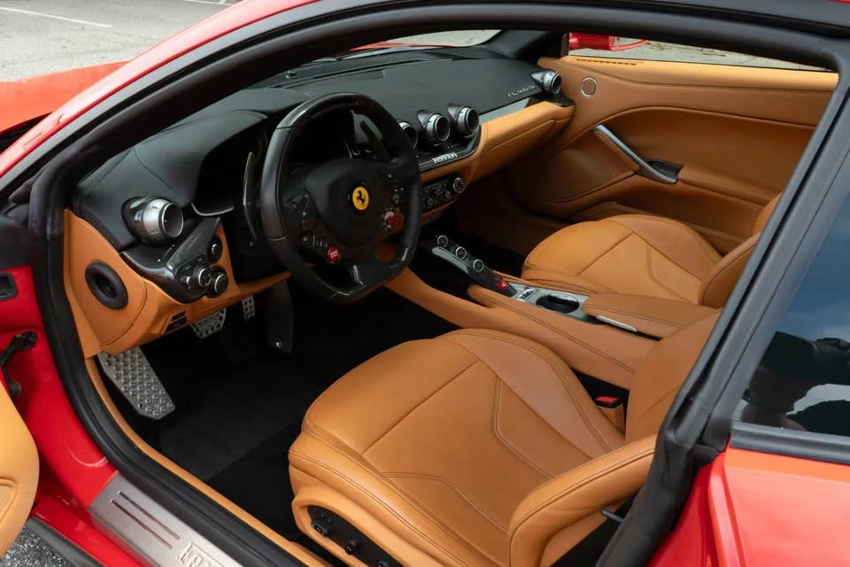 2017 Ferrari F12berlinetta - Image 11 of 20