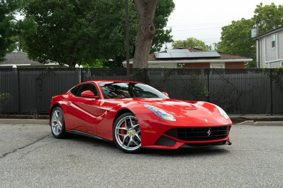 2017 Ferrari F12berlinetta - Image 2 of 20