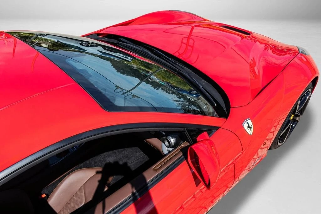 2017 Ferrari F12berlinetta - Image 18 of 31