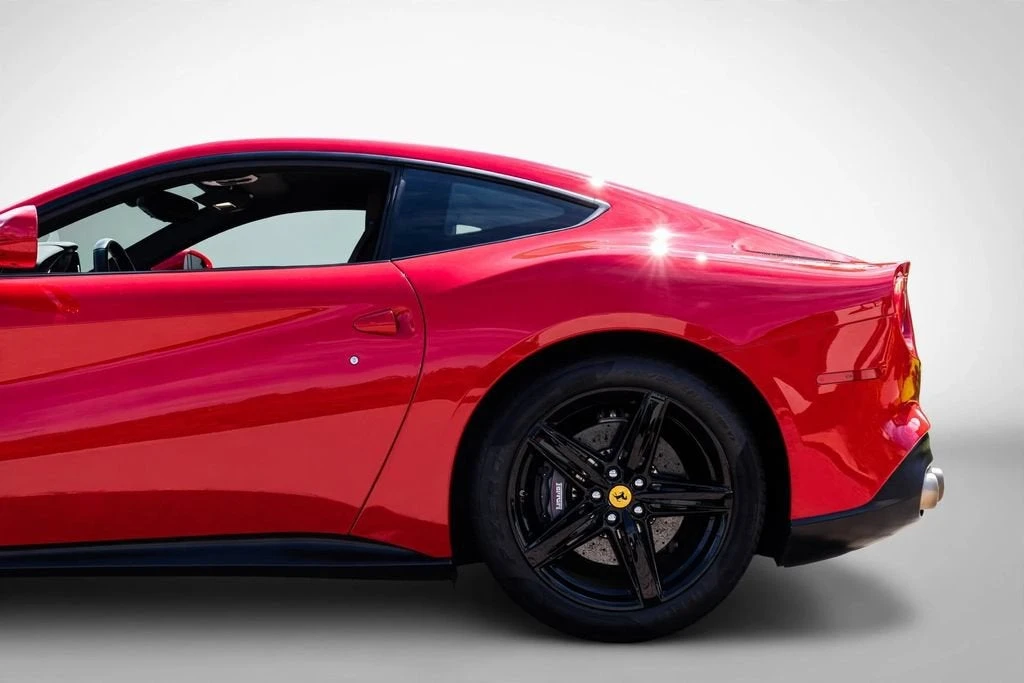2017 Ferrari F12berlinetta - Image 27 of 31