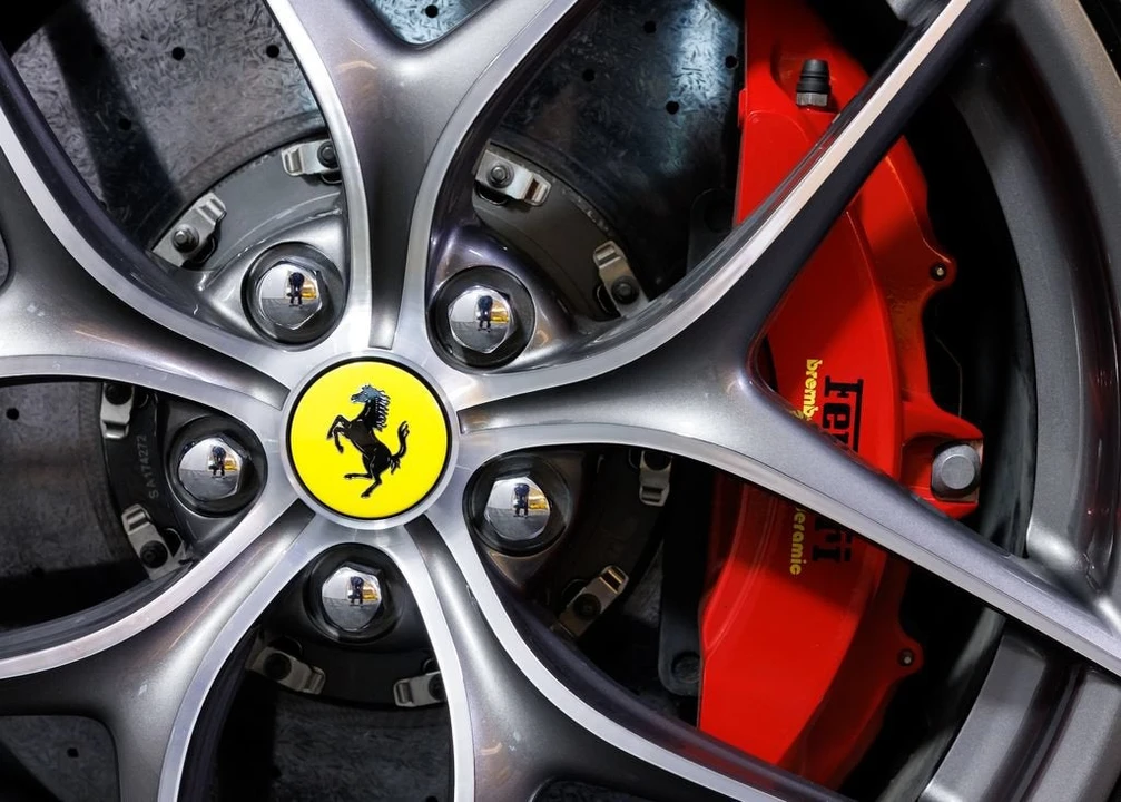2017 Ferrari F12berlinetta - Image 26 of 31